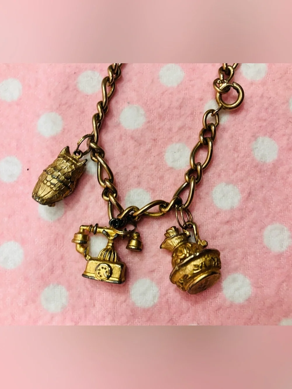 Avon Faux Gold charm bracelet - medium